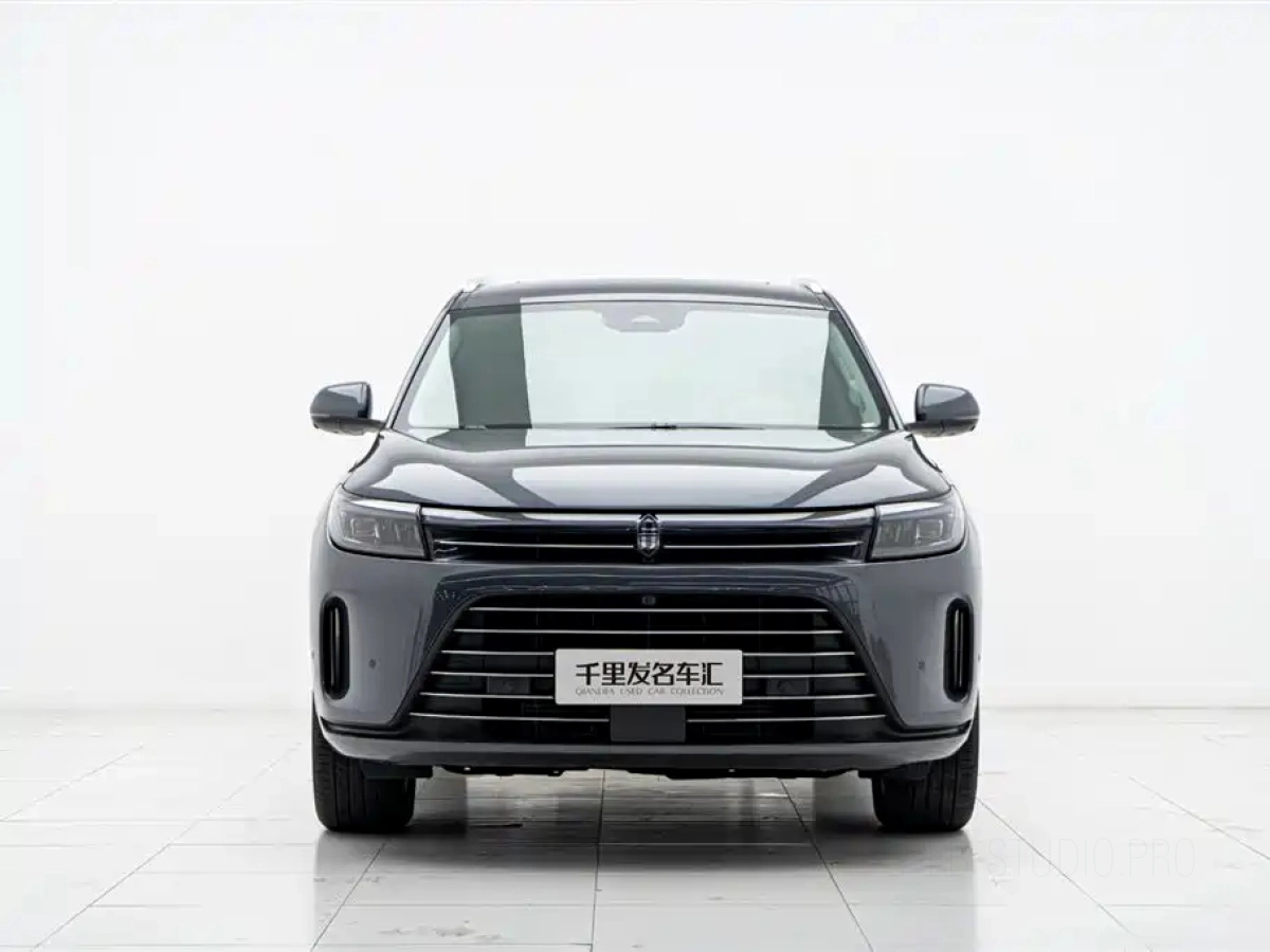 HUAWEI HARMON AITO M7