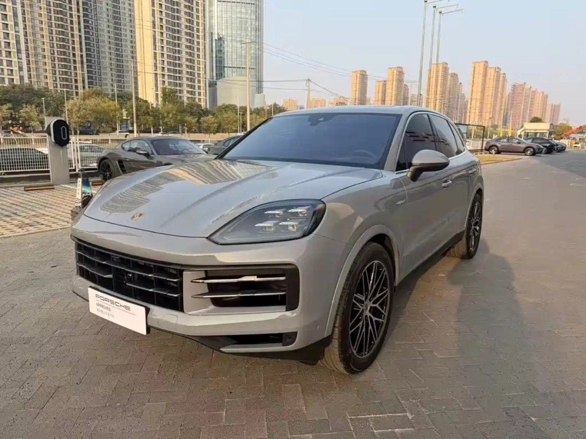 PORSCHE CAYENNE NEW ENERGY  2024