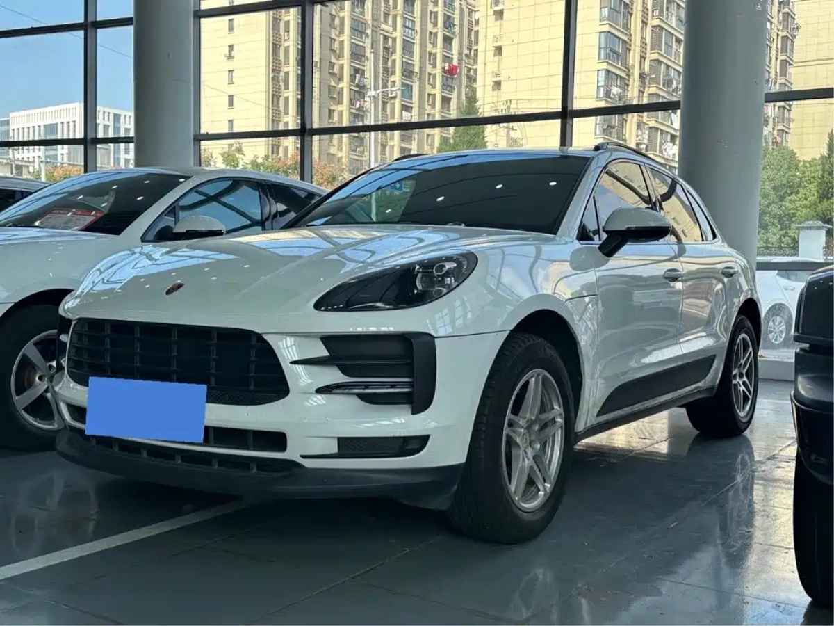 PORSCHE MACAN  2020