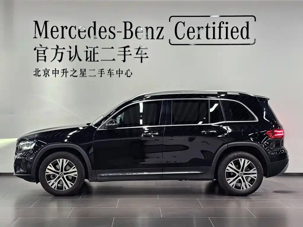 MERCEDES BENZ GLB