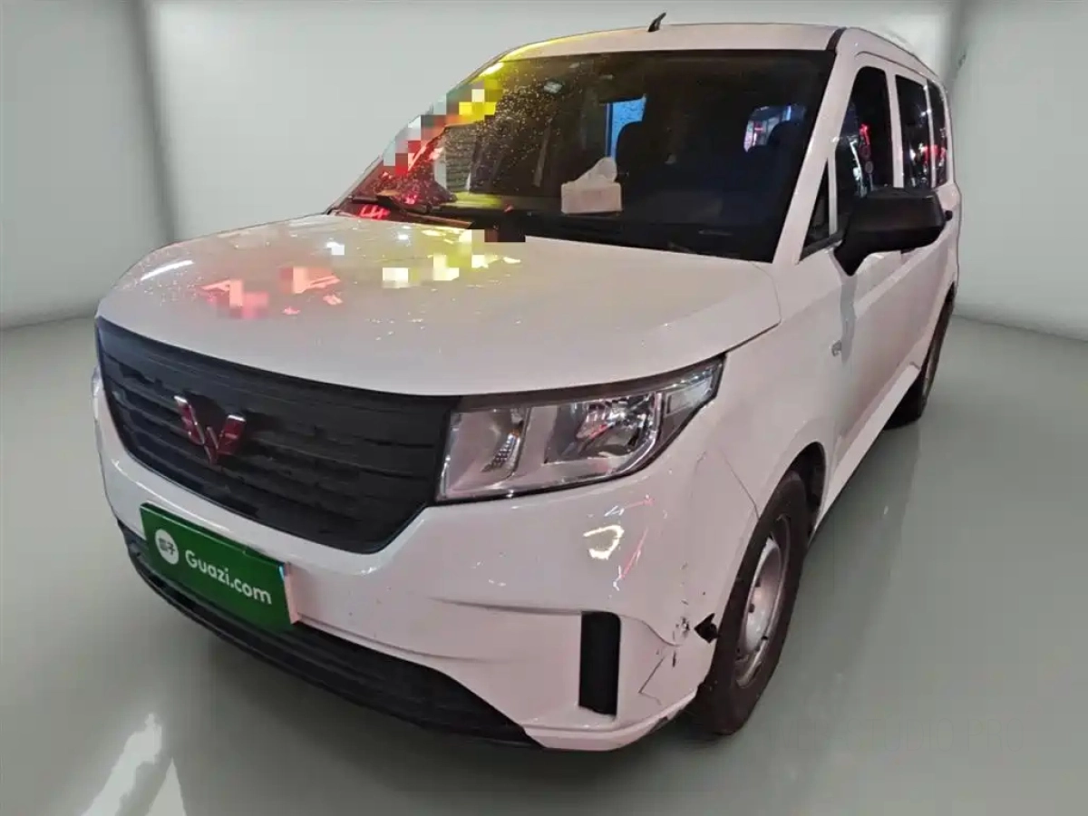 SGMW WULING HONGGUANG PLUS