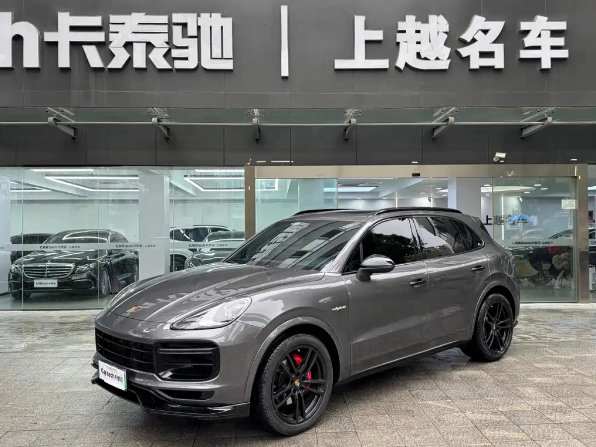 PORSCHE CAYENNE NEW ENERGY  2021