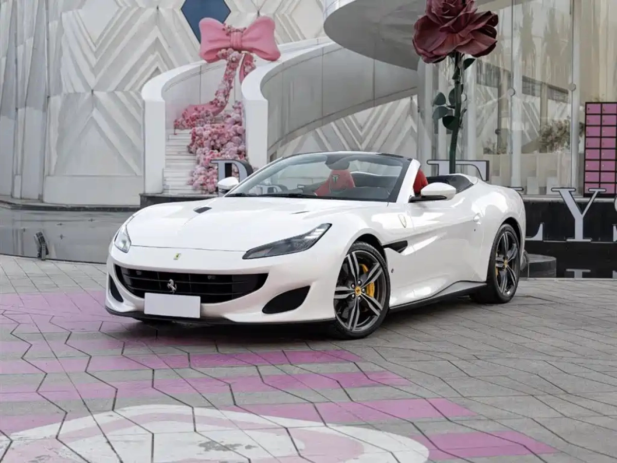 FERRARI PORTOFINO  2019