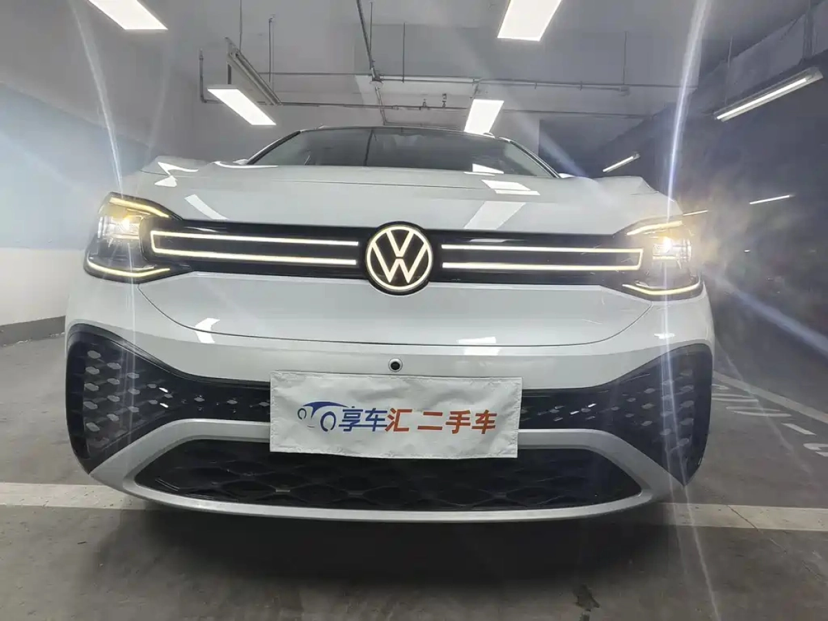 VOLKSWAGEN ID.6 CROZZ