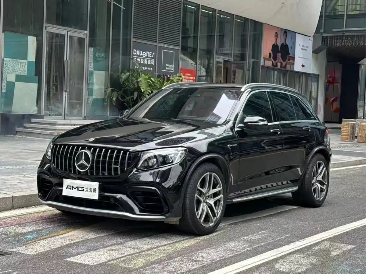 MERCEDES BENZ GLC AMG  2020