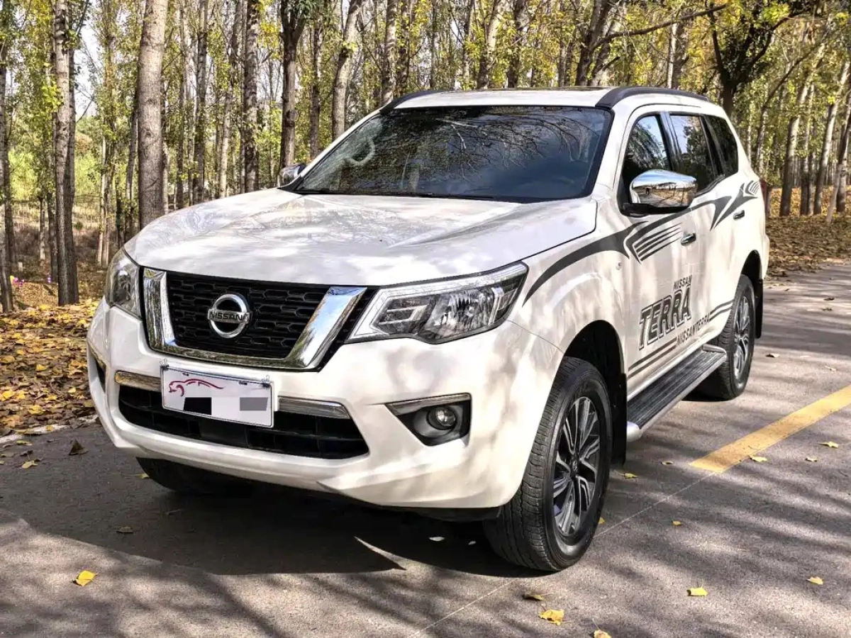 NISSAN TERRA  2019
