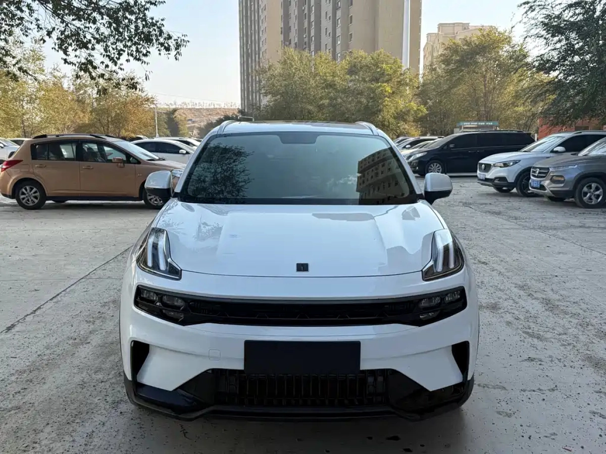 LYNK&CO 06 NEW ENERGY