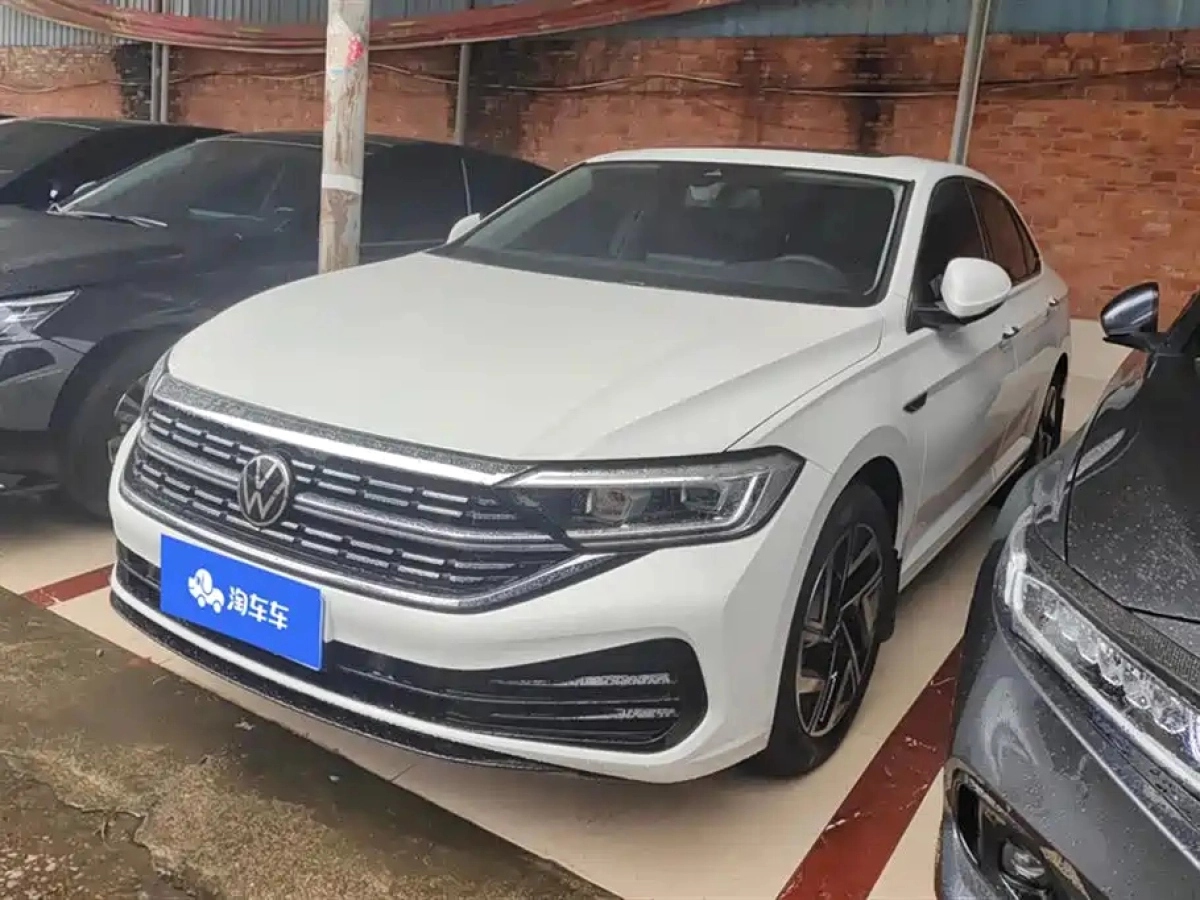 VOLKSWAGEN SAGITAR  2025