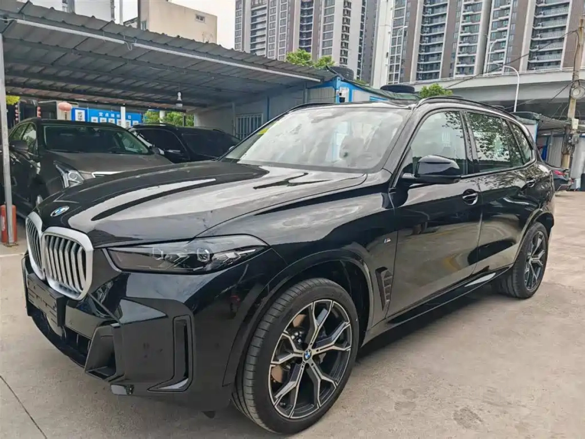 BMW X5  2025