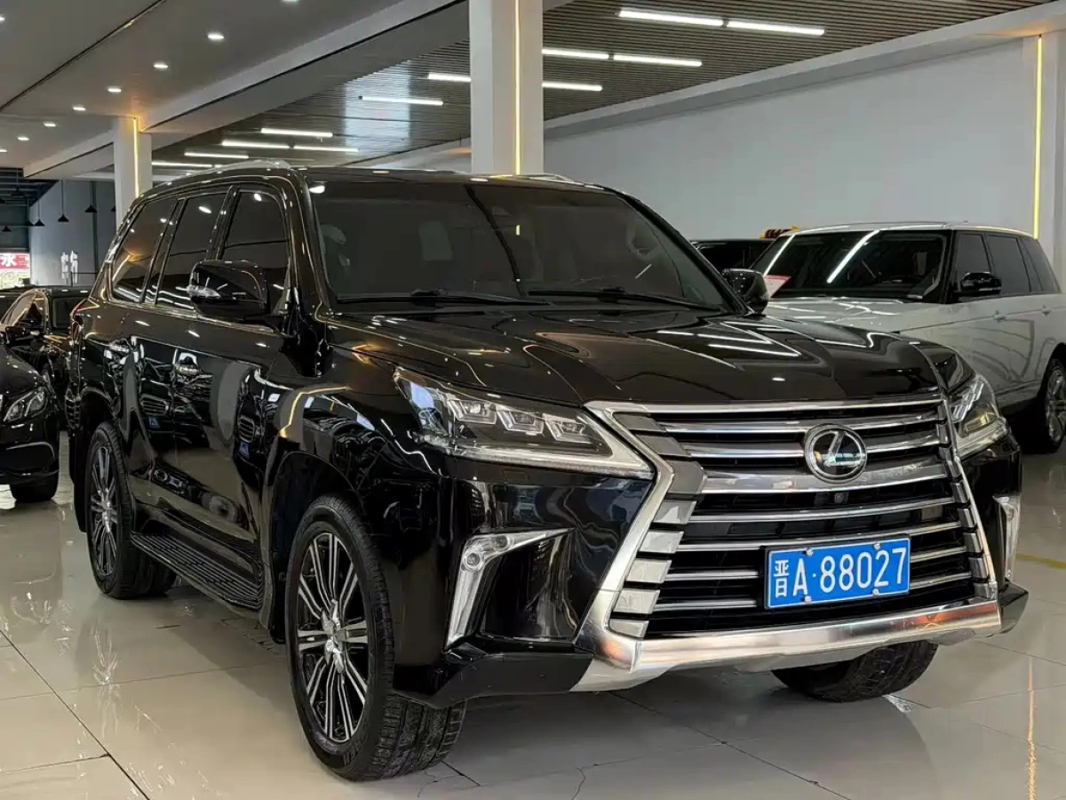 LEXUS LX