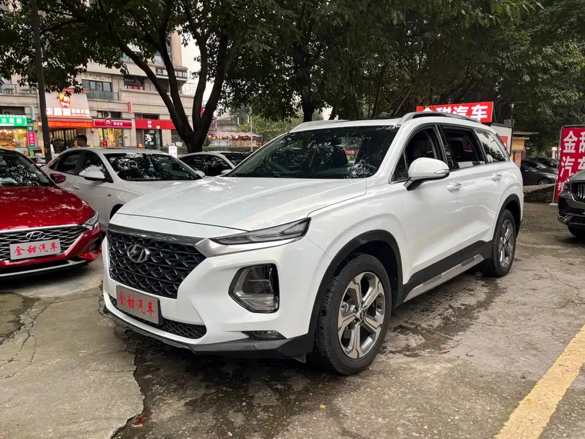 HYUNDAI SANTA FE  2019