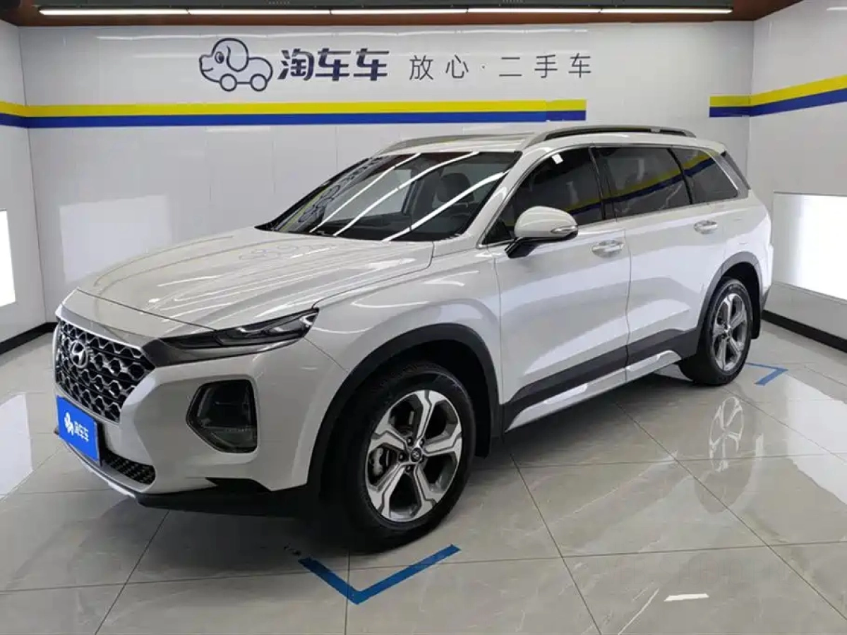 HYUNDAI SANTA FE  2020