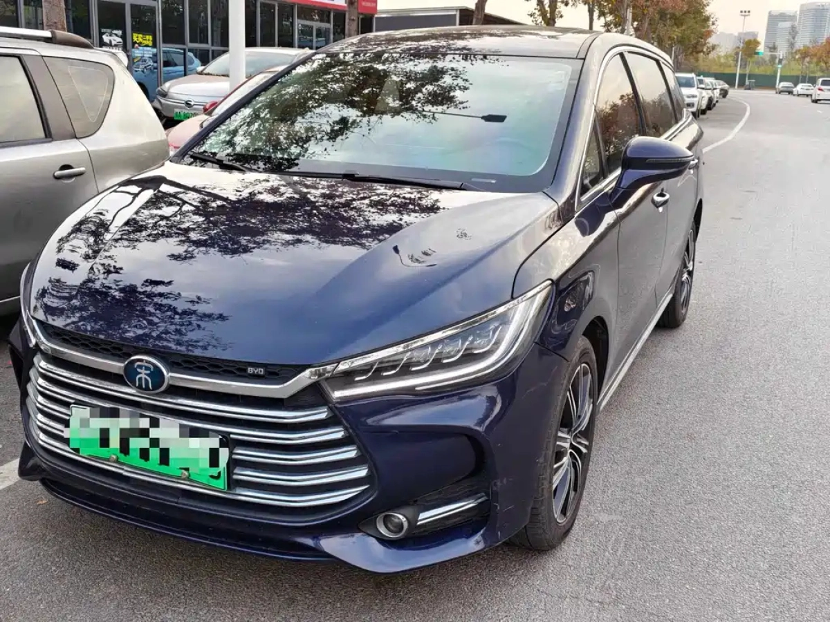 BYD SONG MAX NEW ENERGY