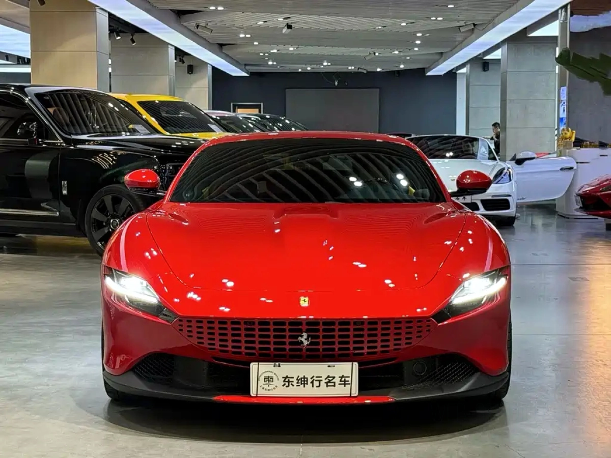 FERRARI ROMA