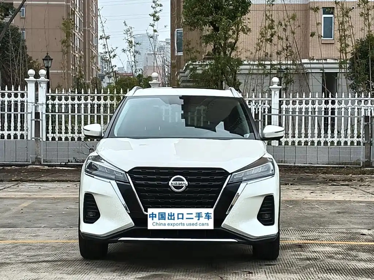 NISSAN KICKS