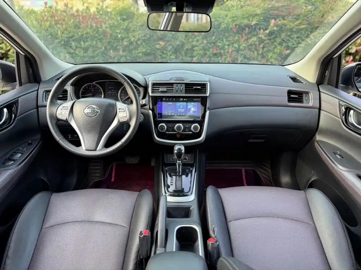 NISSAN TIIDA TIIDA