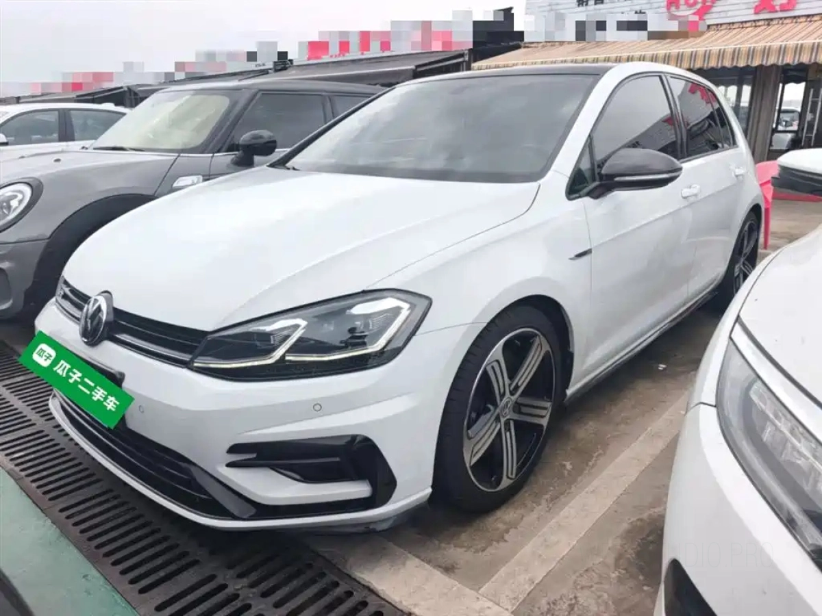 VOLKSWAGEN GOLF IMPORT