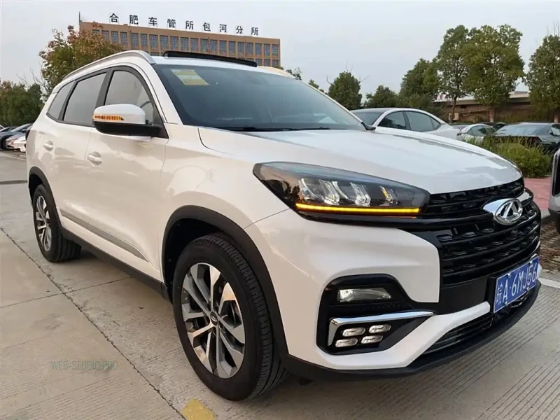 CHERY TIGGO 8
