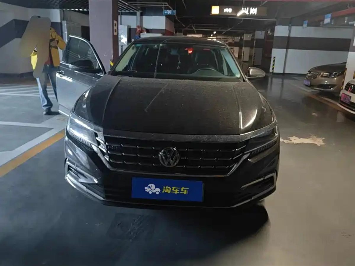 VOLKSWAGEN PASSAT NEW ENERGY