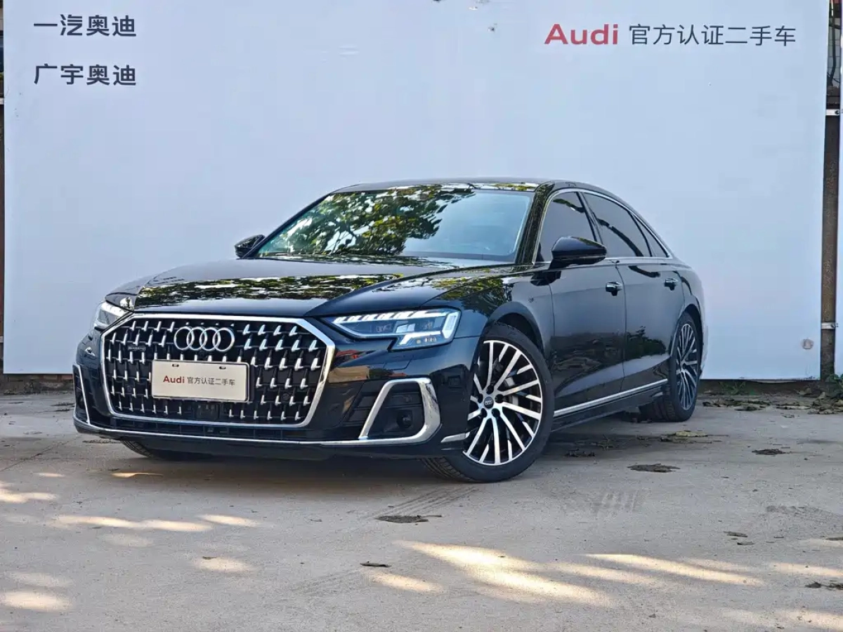 AUDI A8
