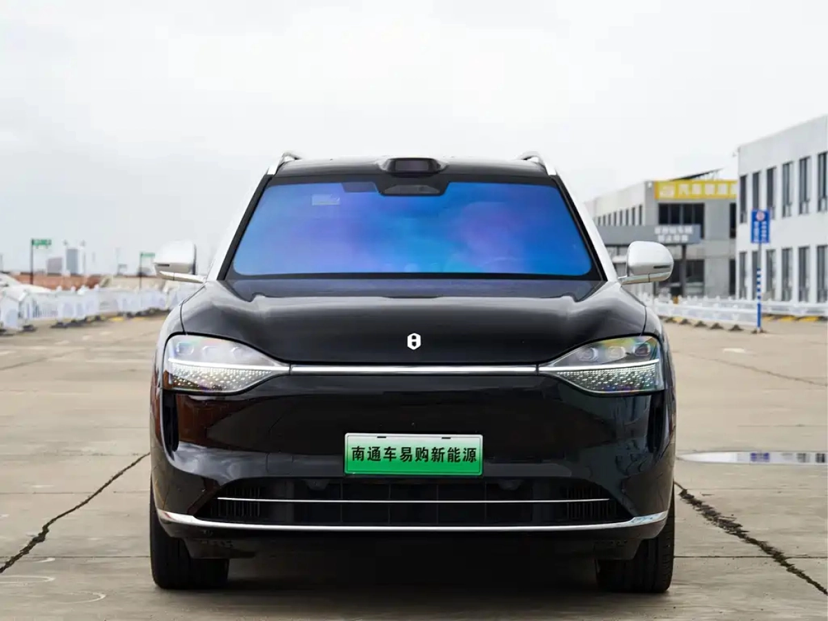 HUAWEI HARMON AITO M9