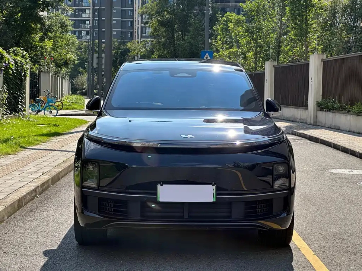 LI AUTO L8