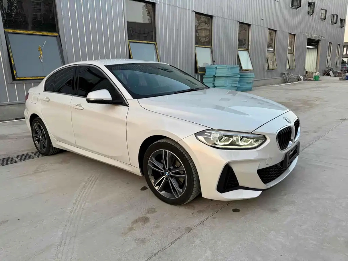 BMW 1-SERIES