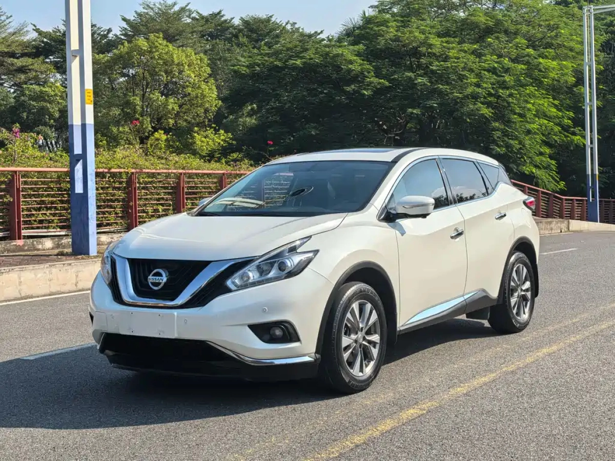 NISSAN MURANO