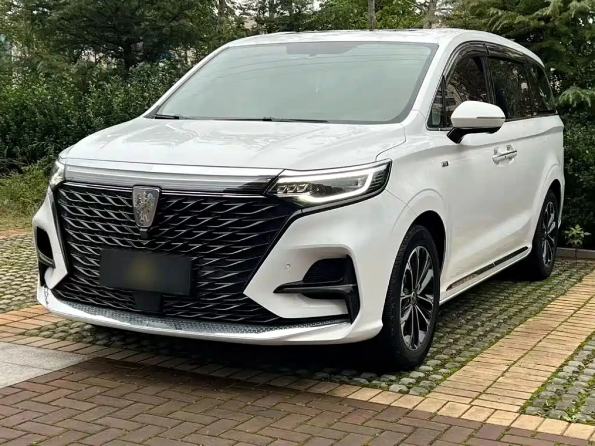 ROEWE IMAX8