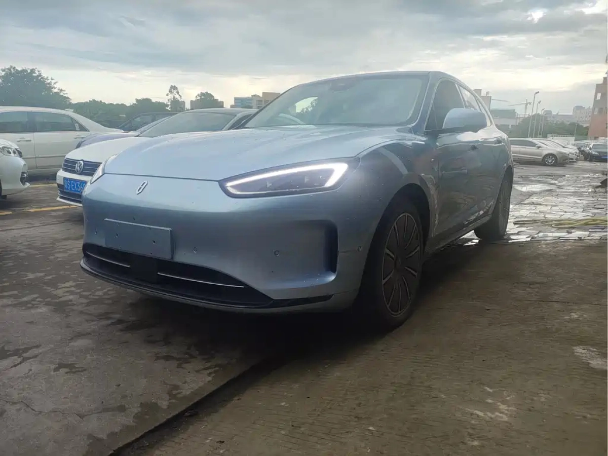 HUAWEI HARMON AITO M5