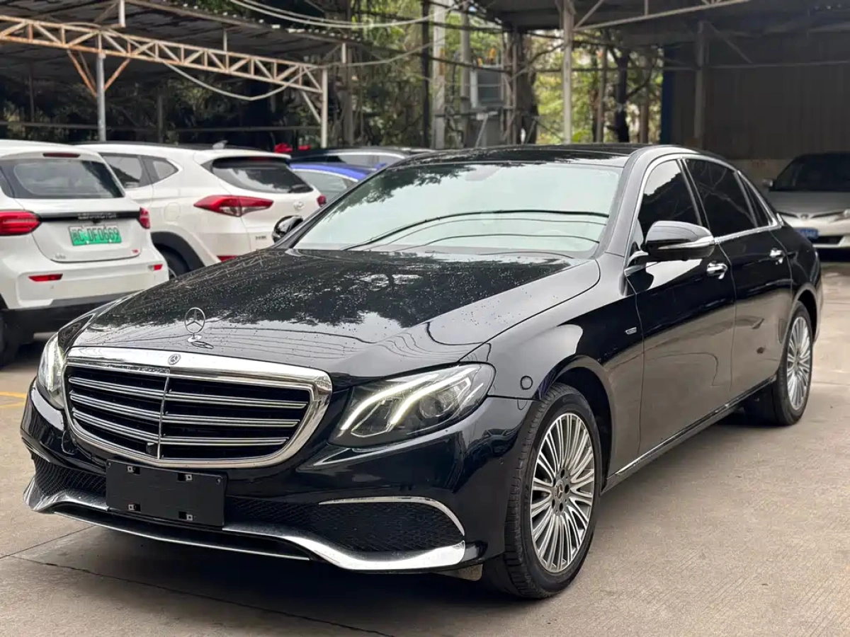 MERCEDES BENZ E-CLASS
