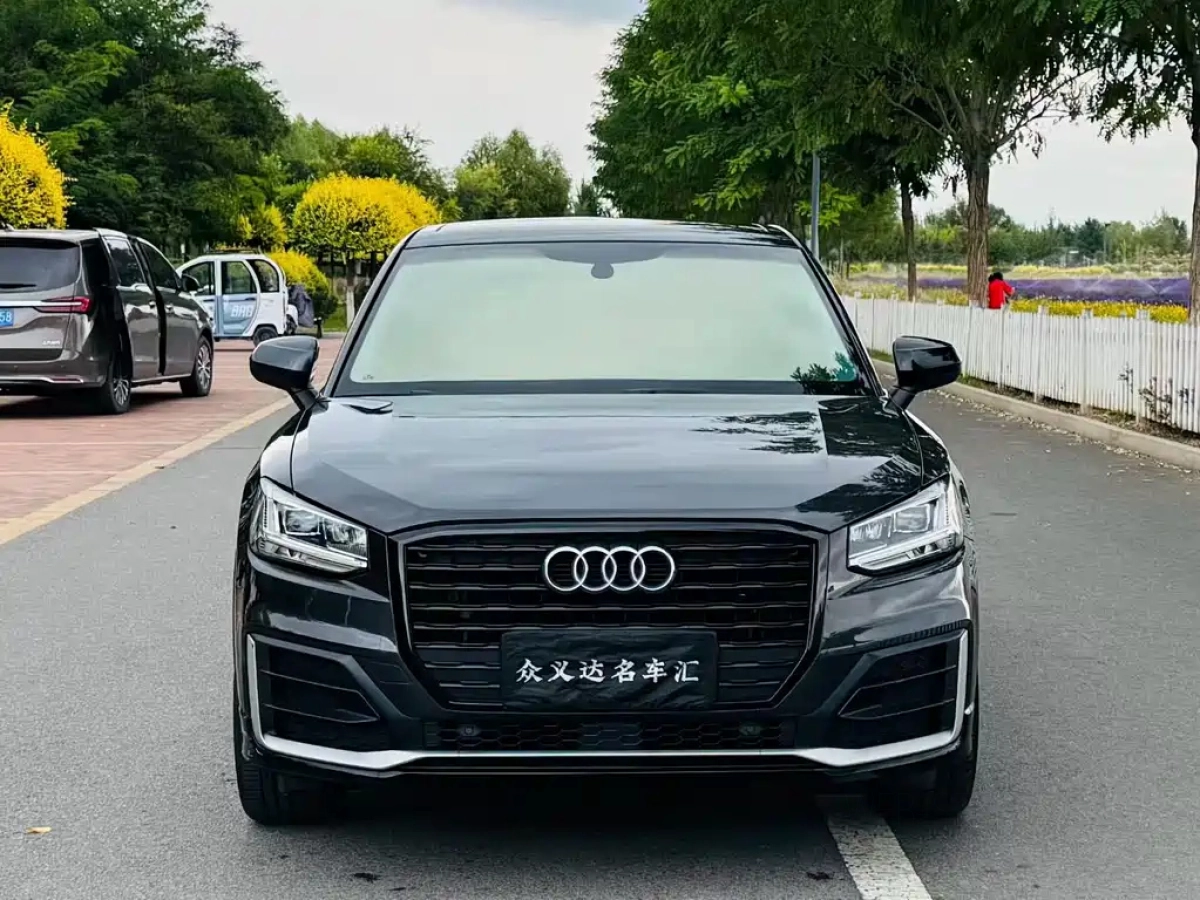 AUDI Q2L