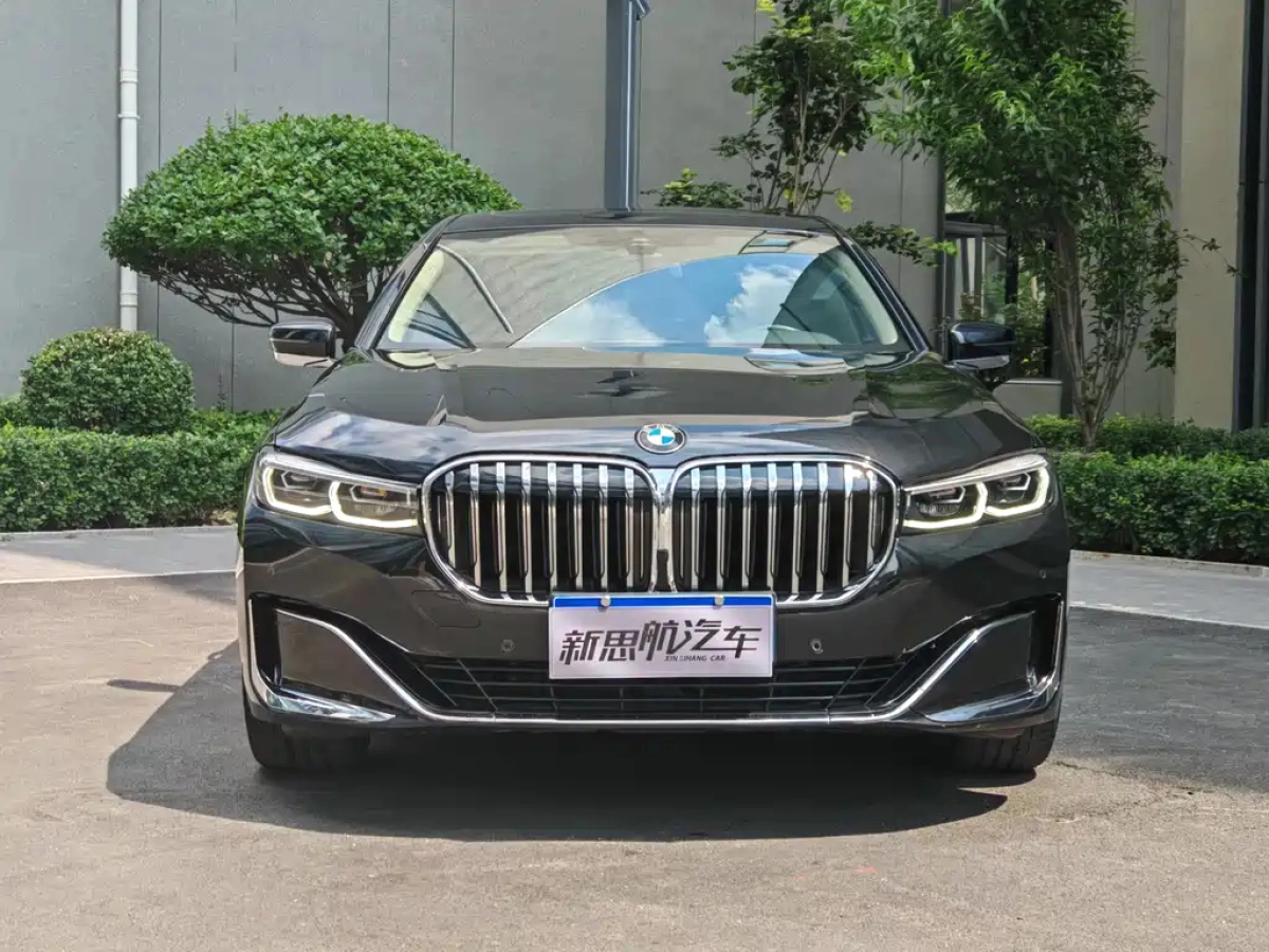 BMW 7-SERIES