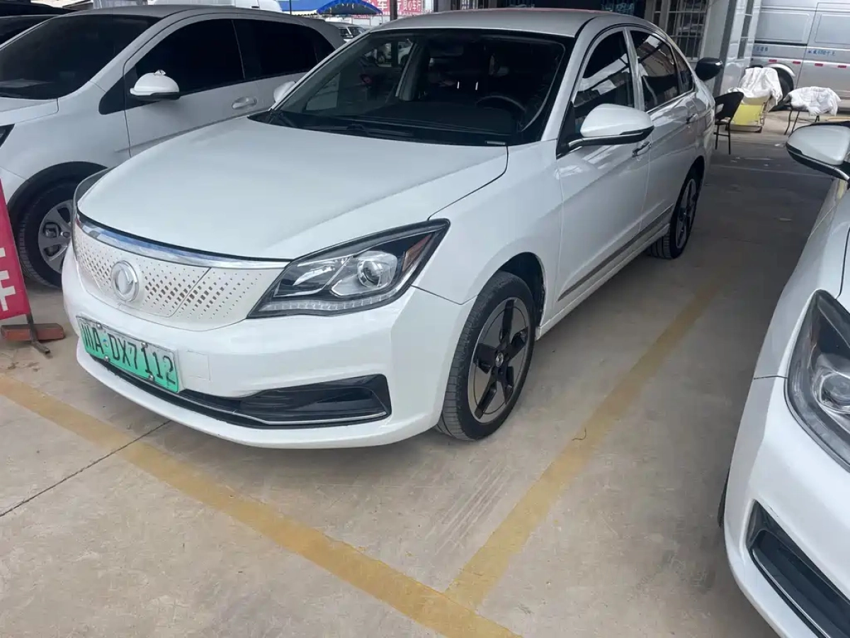 DONGFENG AEOLUS E70  2021