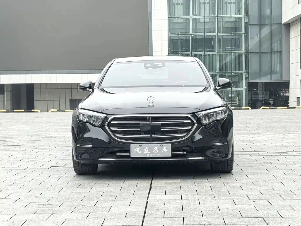 MERCEDES BENZ E-CLASS