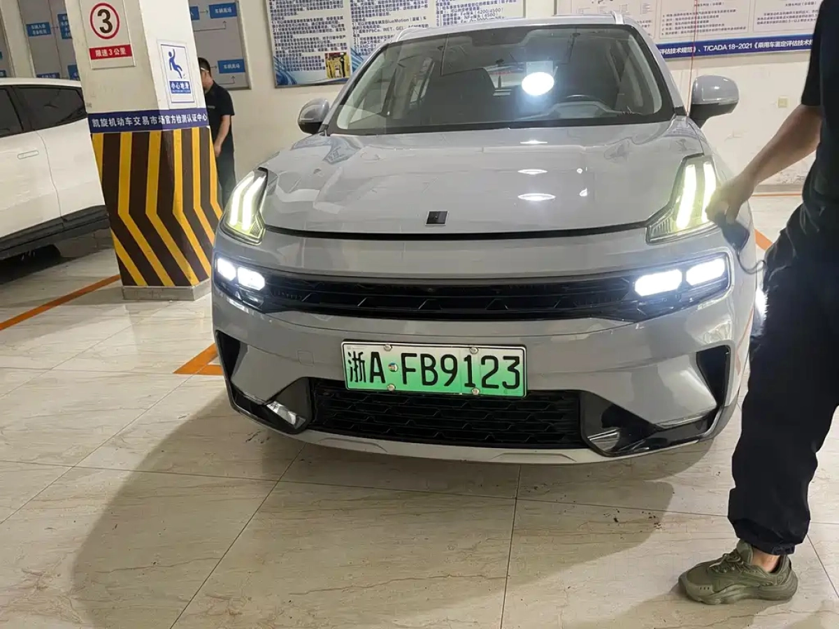 LYNK&CO 06 NEW ENERGY