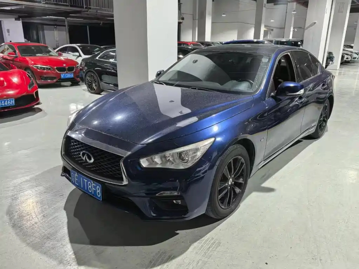 INFINITI Q50L