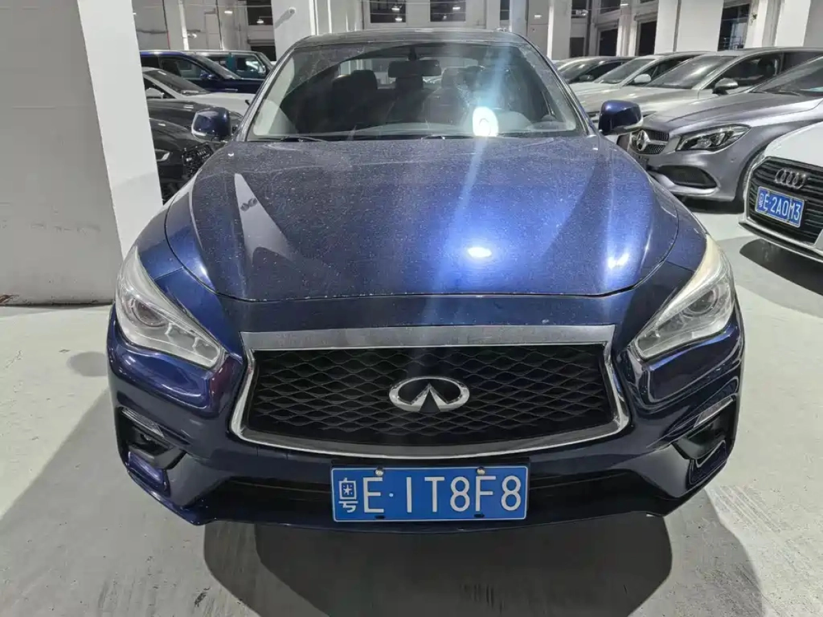 INFINITI Q50L