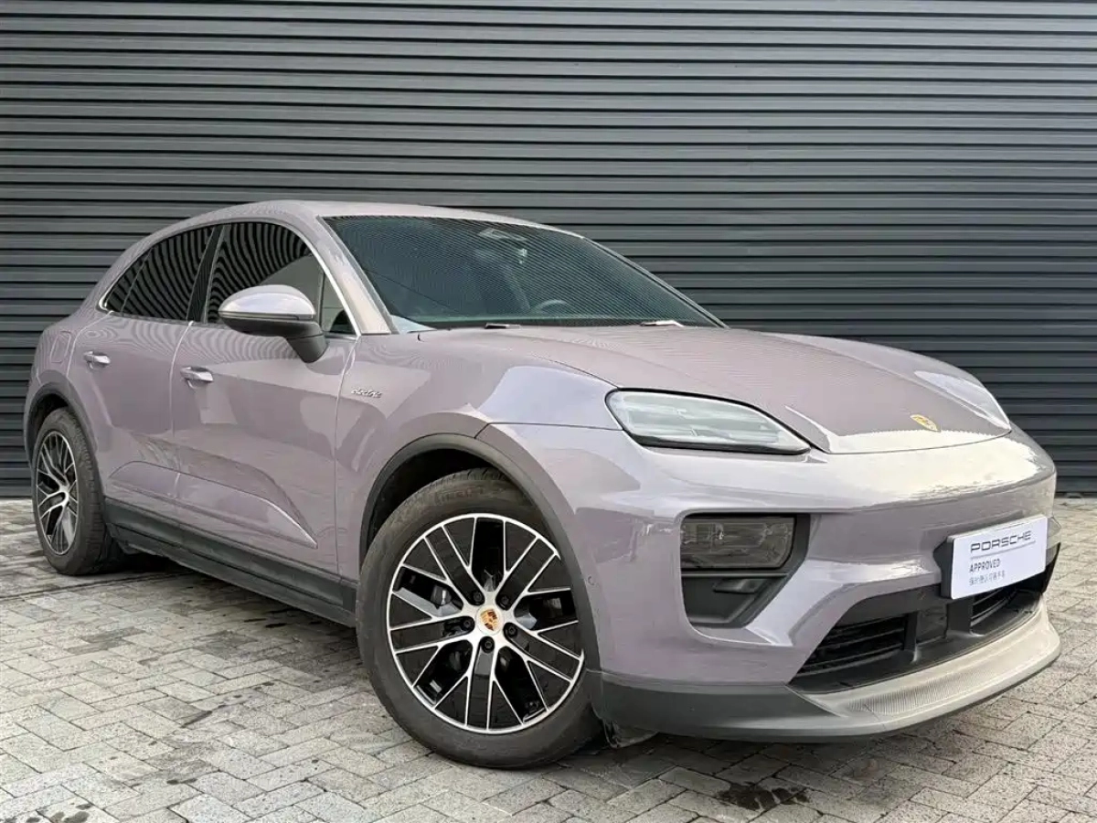 PORSCHE MACAN NEW ENERGY  2025