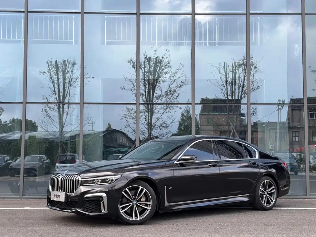 BMW 7-SERIES  2021