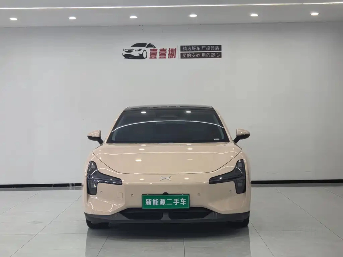 XPENG MOTORS MONA M03