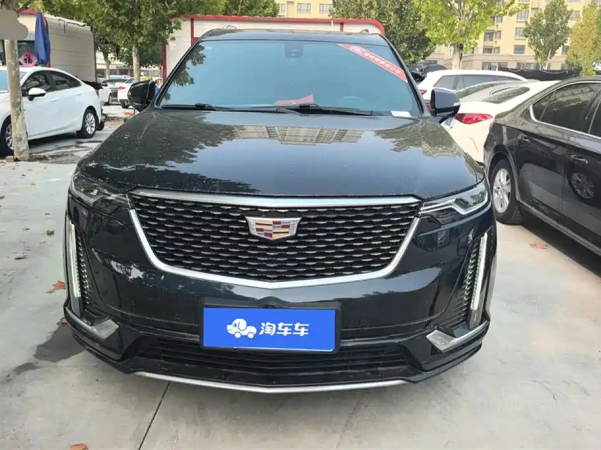 CADILLAC XT6