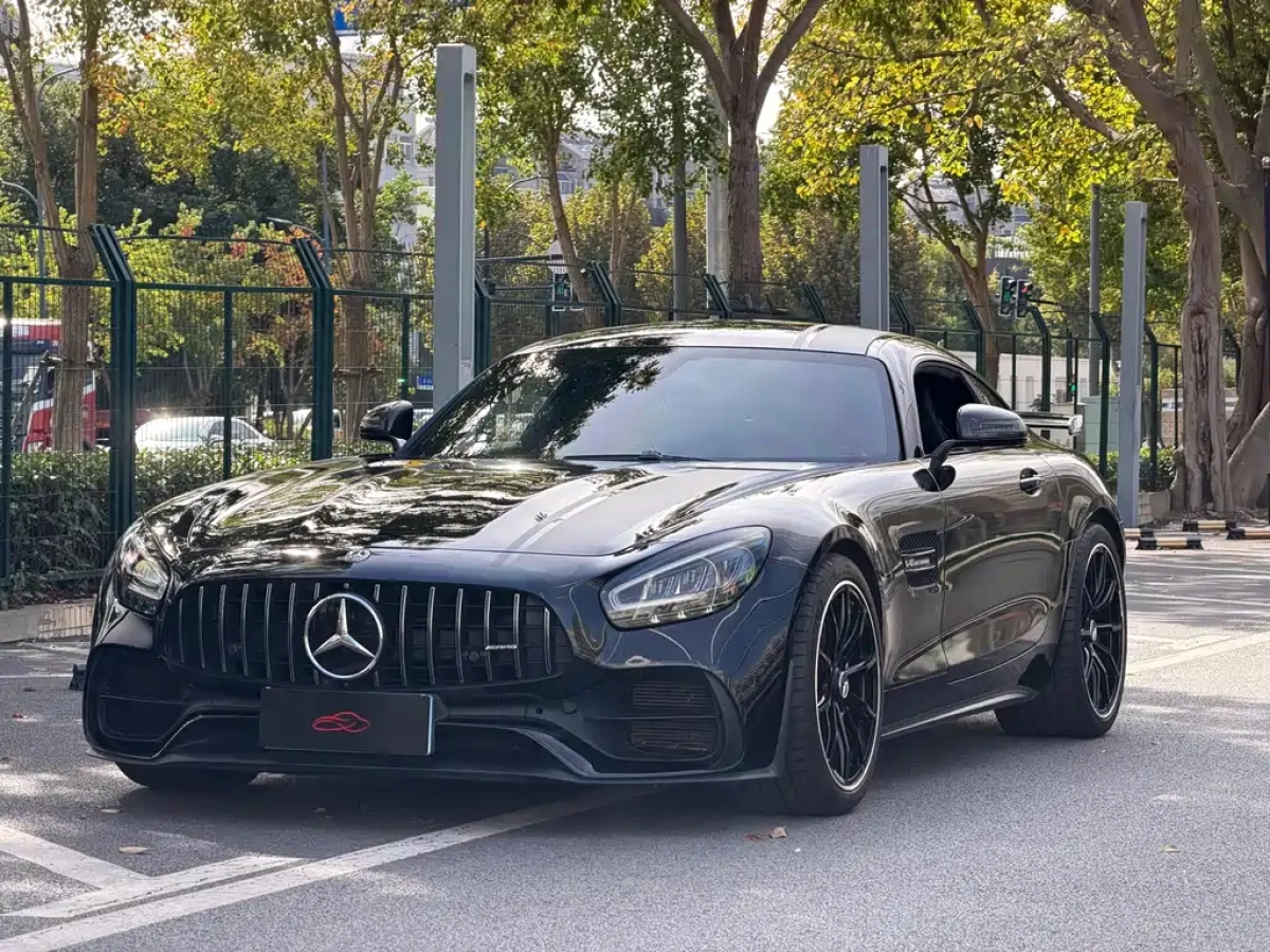 MERCEDES BENZ AMG GT  2022