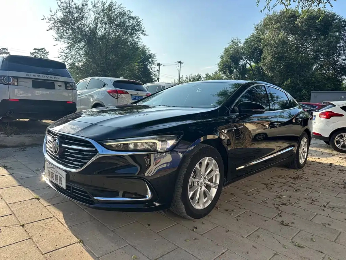 BUICK LACROSSE  2022