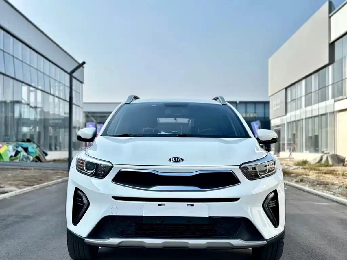 KIA KX1