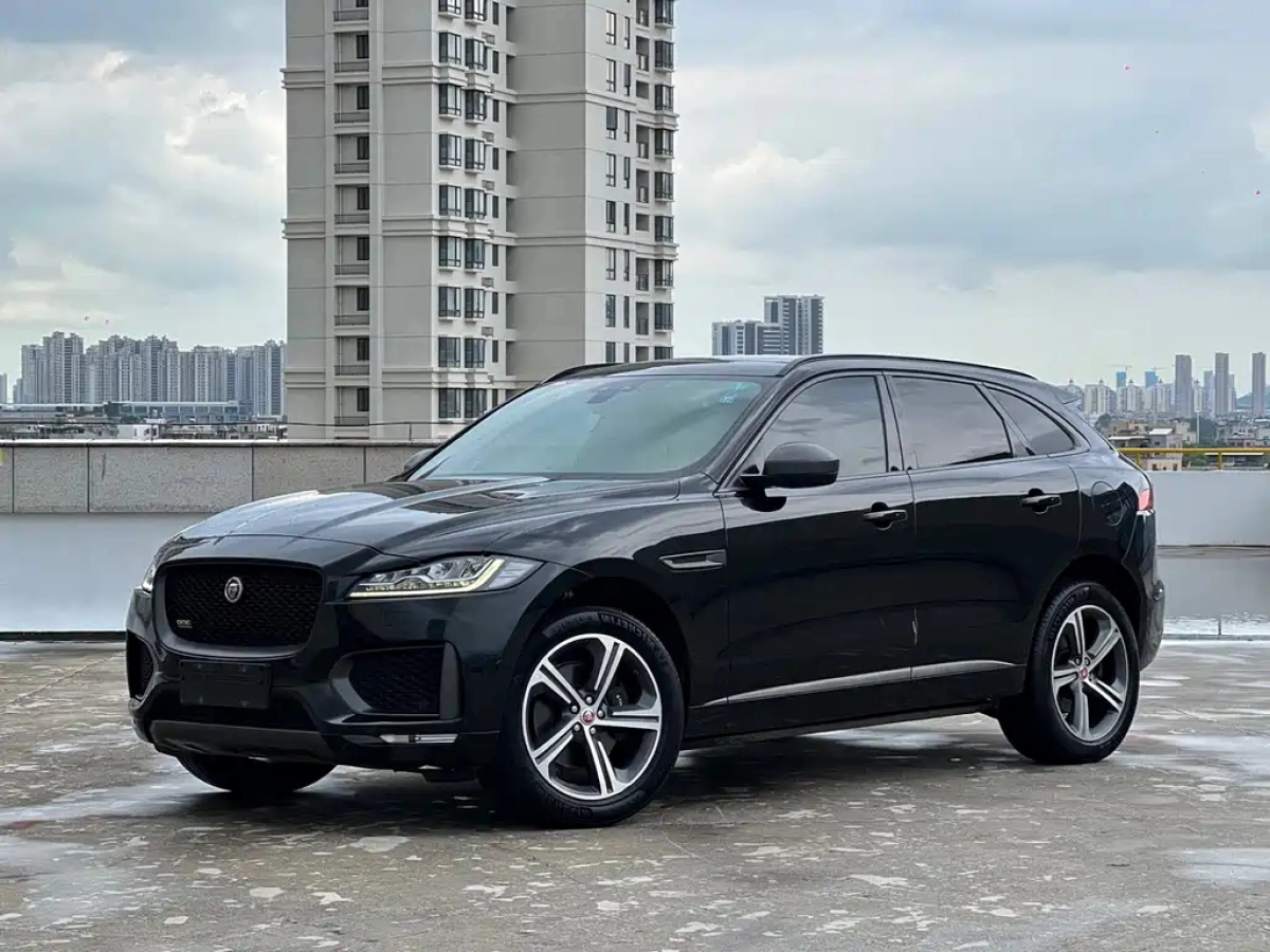 JAGUAR F-PACE  2020
