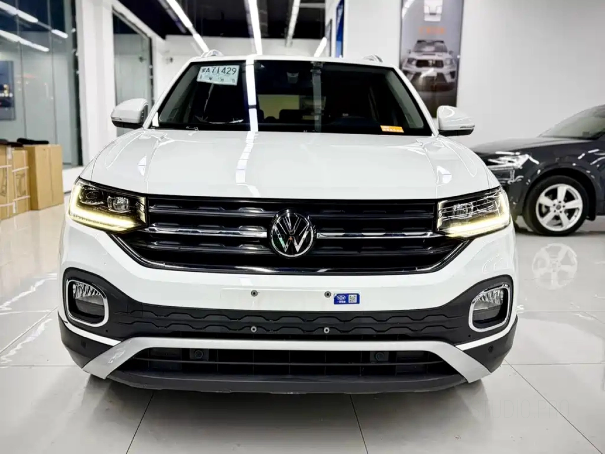 VOLKSWAGEN TACOUA