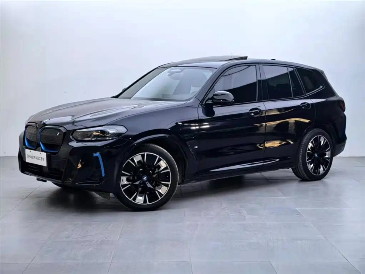 BMW IX3  2023