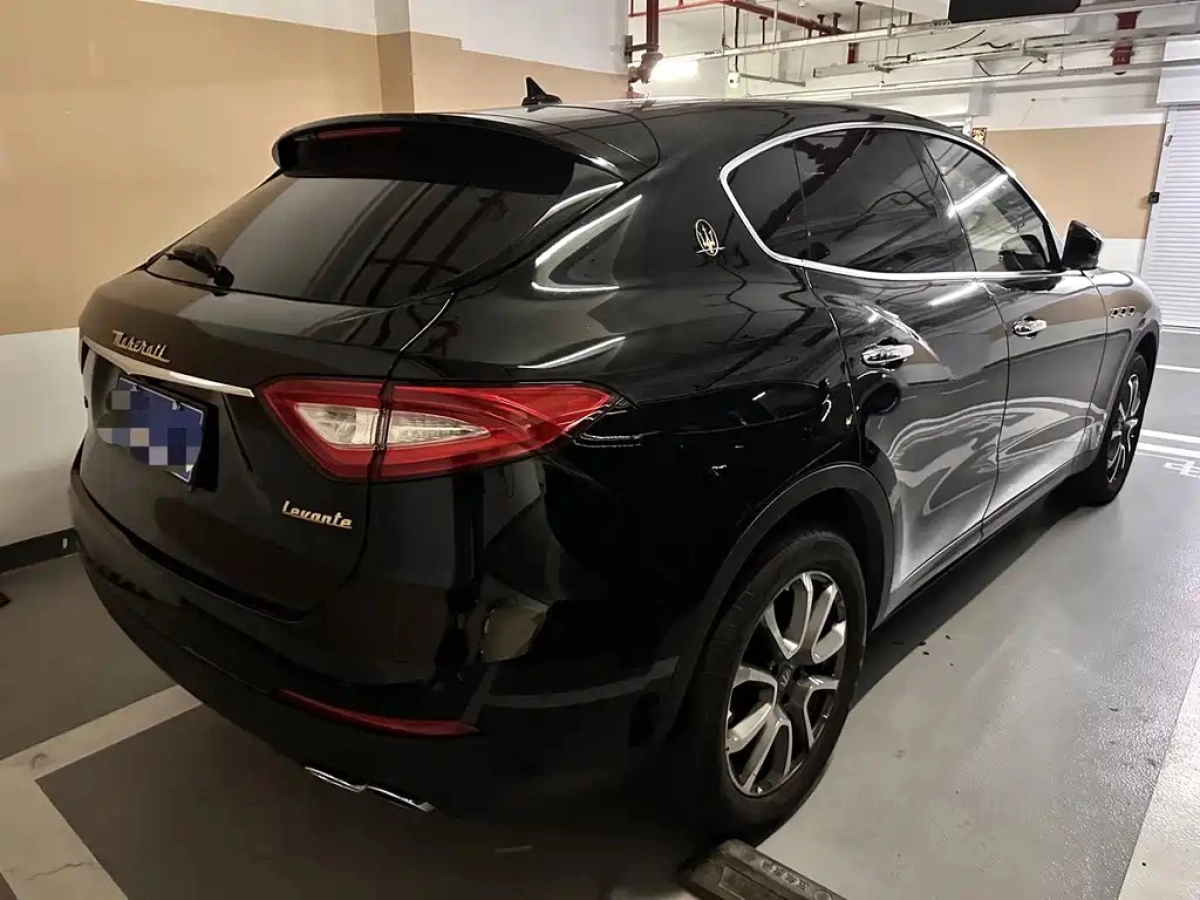 MASERATI LEVANTE