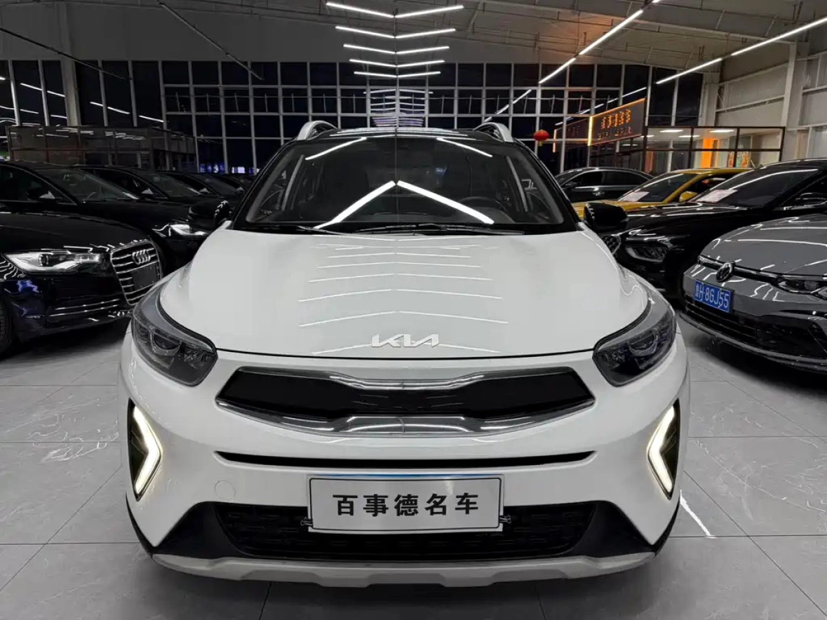 KIA KX1